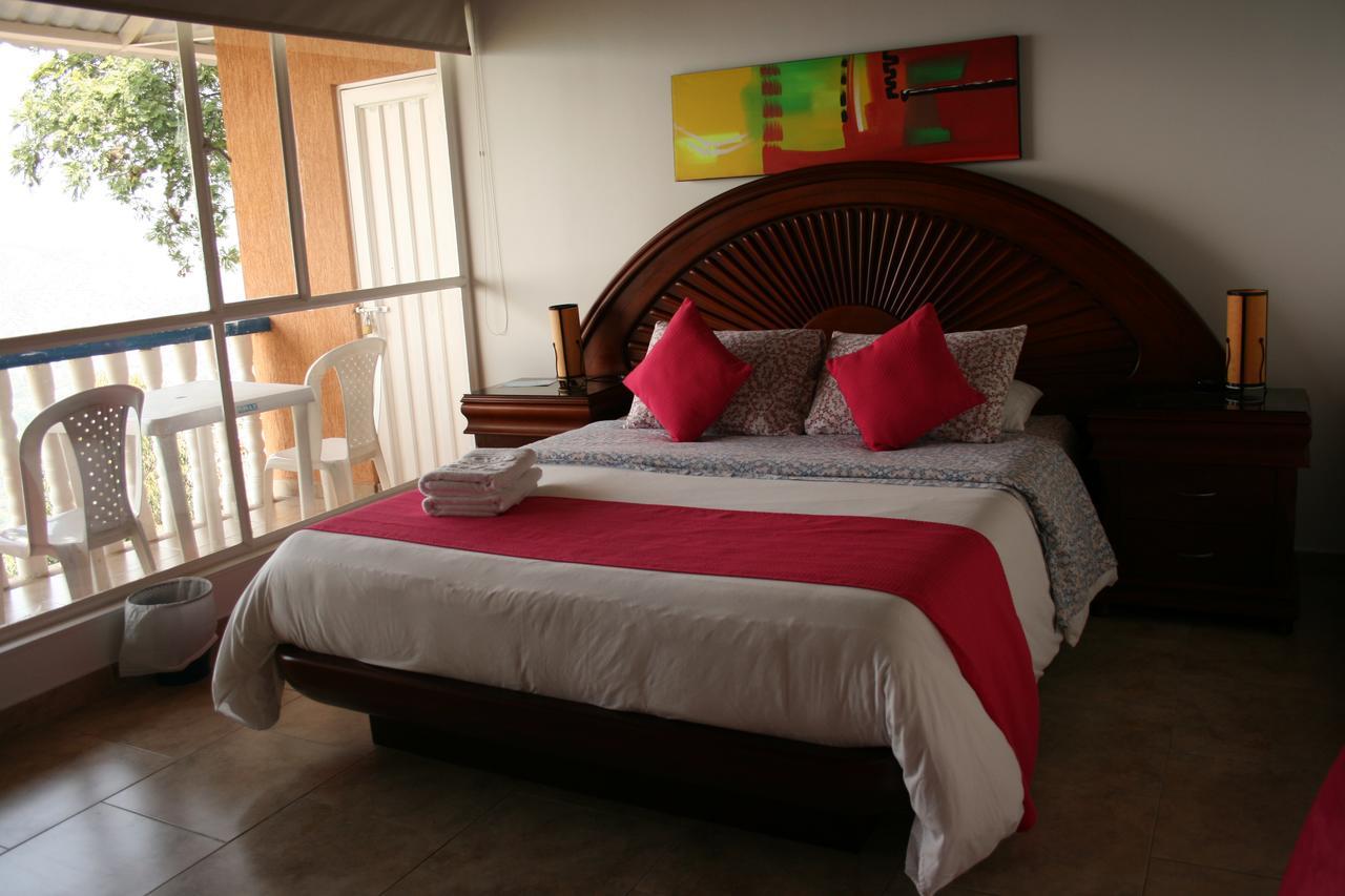Hotel Chinauta Real 外观 照片